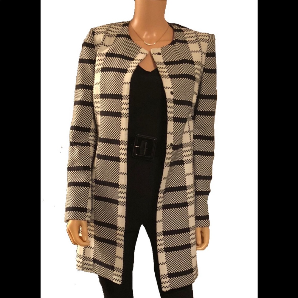 NWT MANGO (EU) BLACK AND WHITE LINED JACKET.
